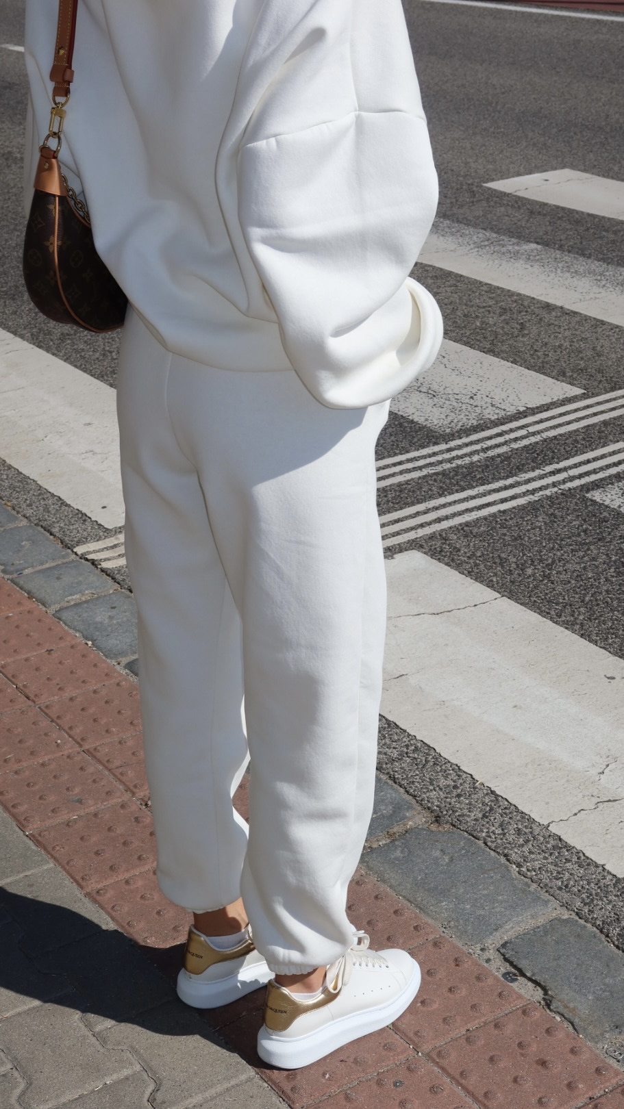 Tepláky CREAM
